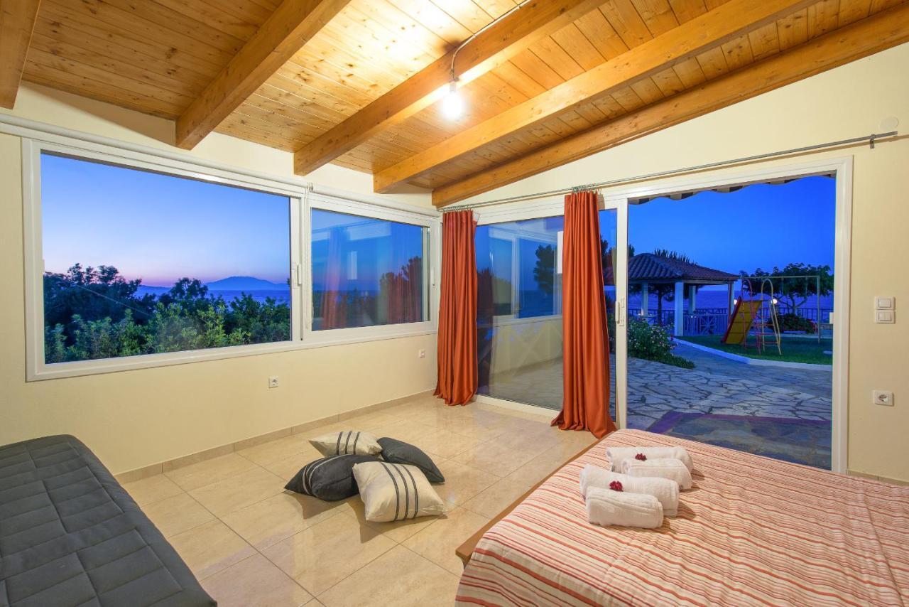 Blue House Apartments Vasilikí Екстериор снимка