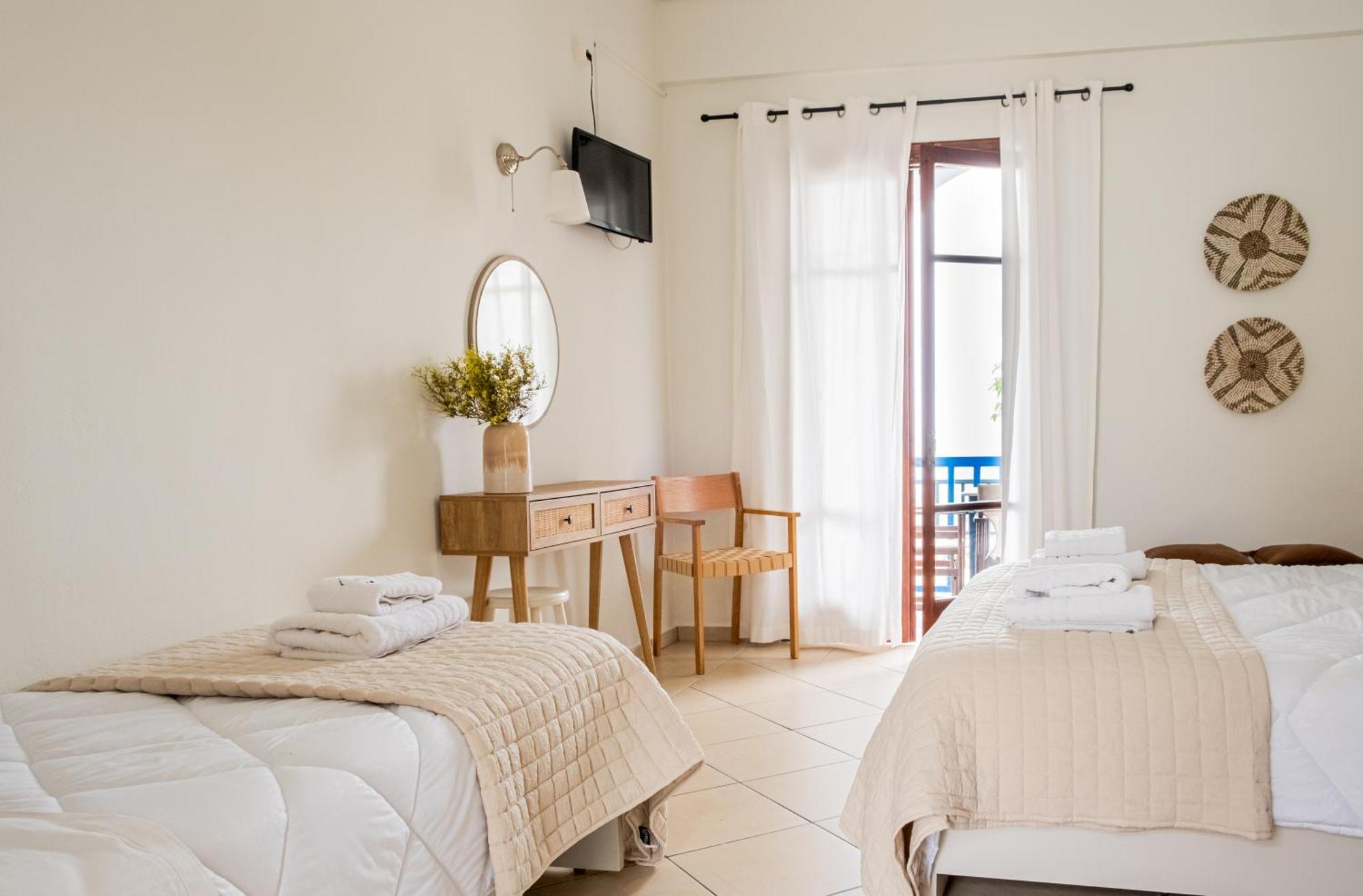 Blue House Apartments Vasilikí Стая снимка