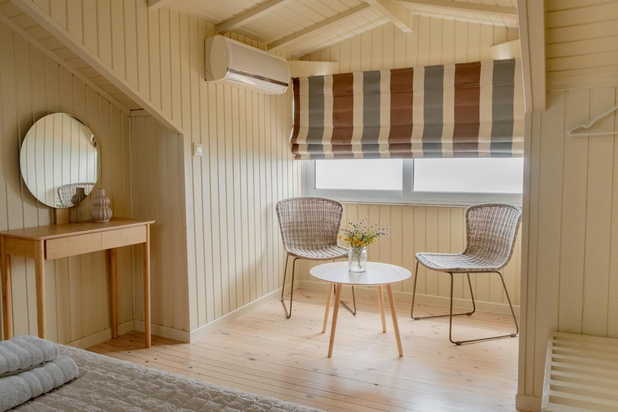 Blue House Apartments Vasilikí Екстериор снимка