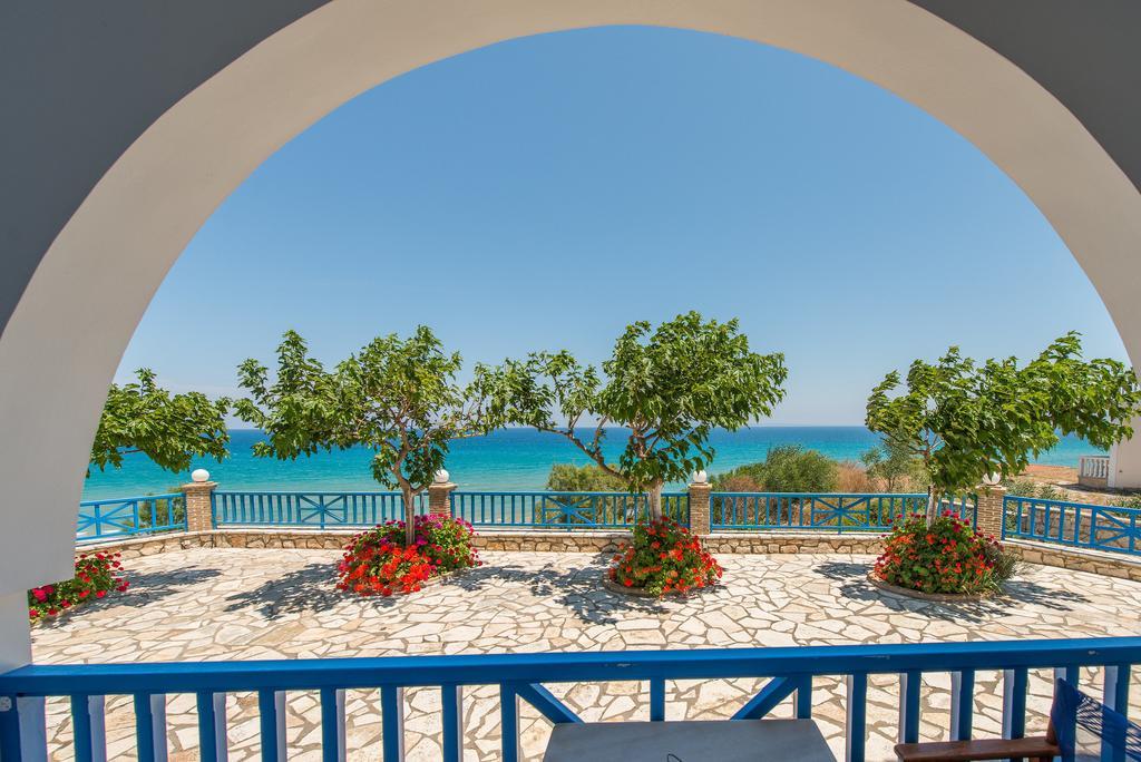 Blue House Apartments Vasilikí Стая снимка